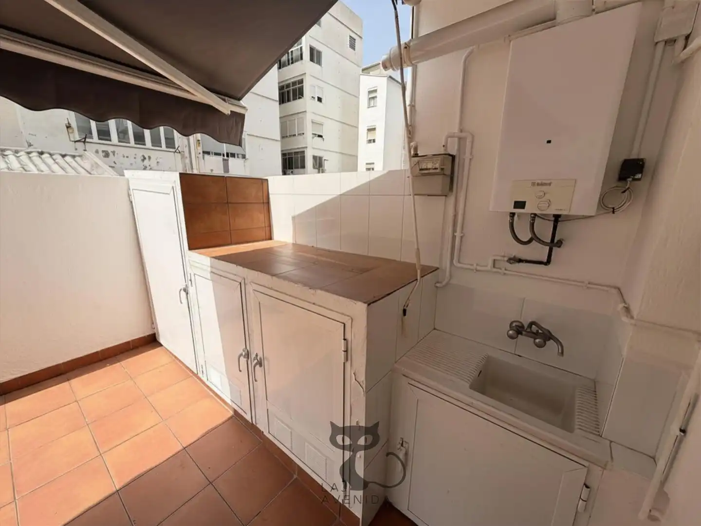 Terrasse von Wohnungen zum Verkauf in Valencia mit Klimaanlage, Terrasse und Balkon
