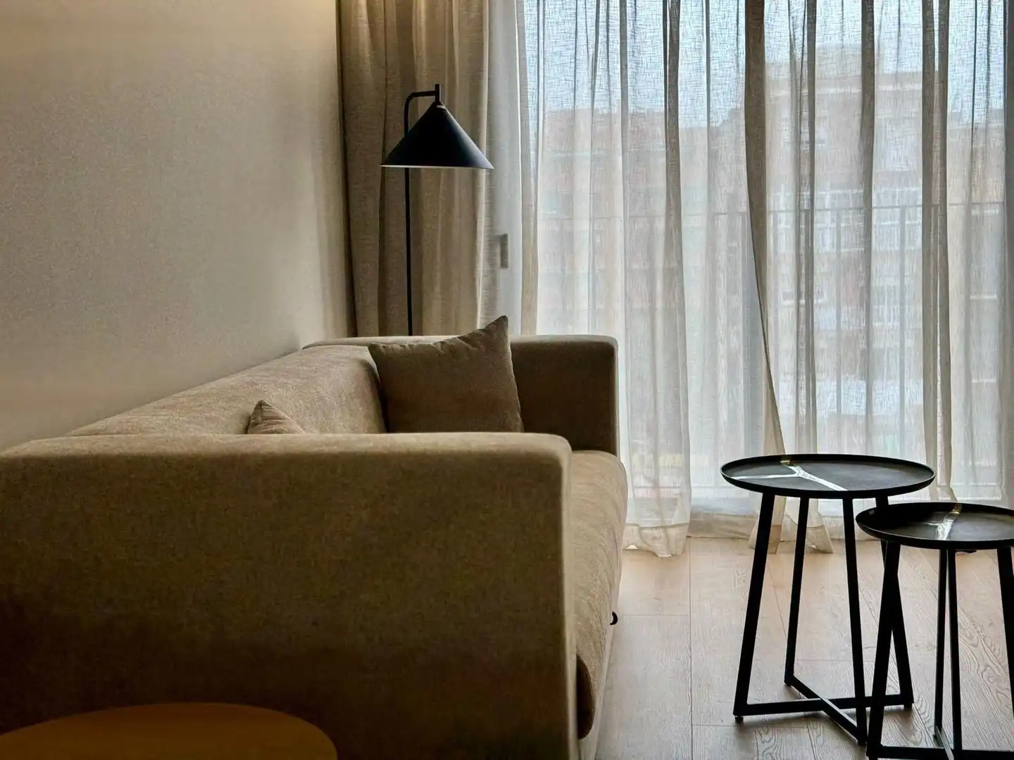 Sala de estar de Piso de alquiler en Barcelona con Aire acondicionado, Calefacción y Amueblado
