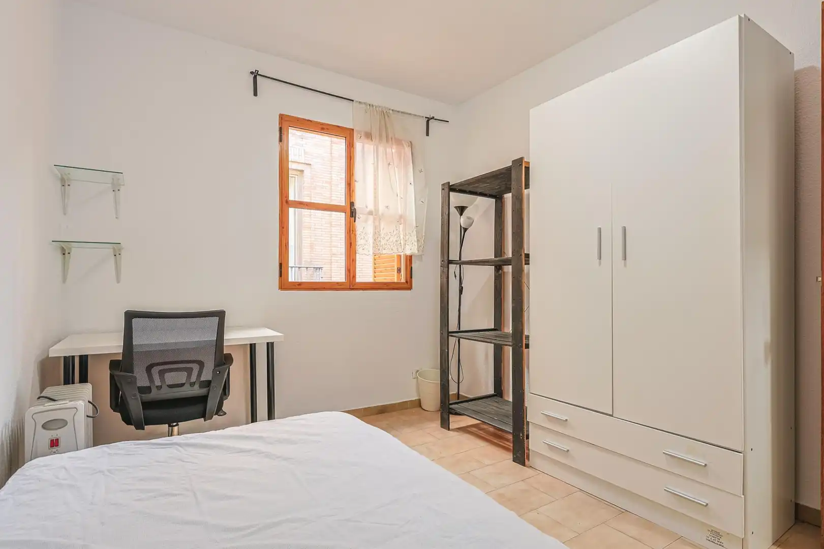 Habitación de Piso en venta en Sevilla