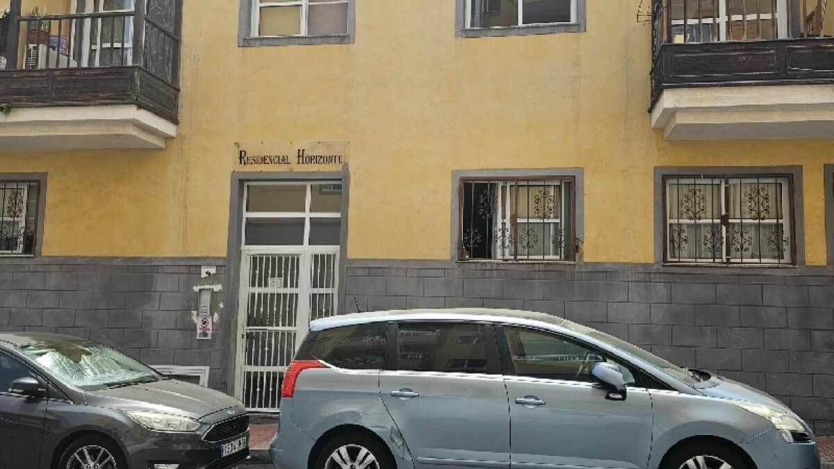 Vista exterior de Piso en venta en Arona