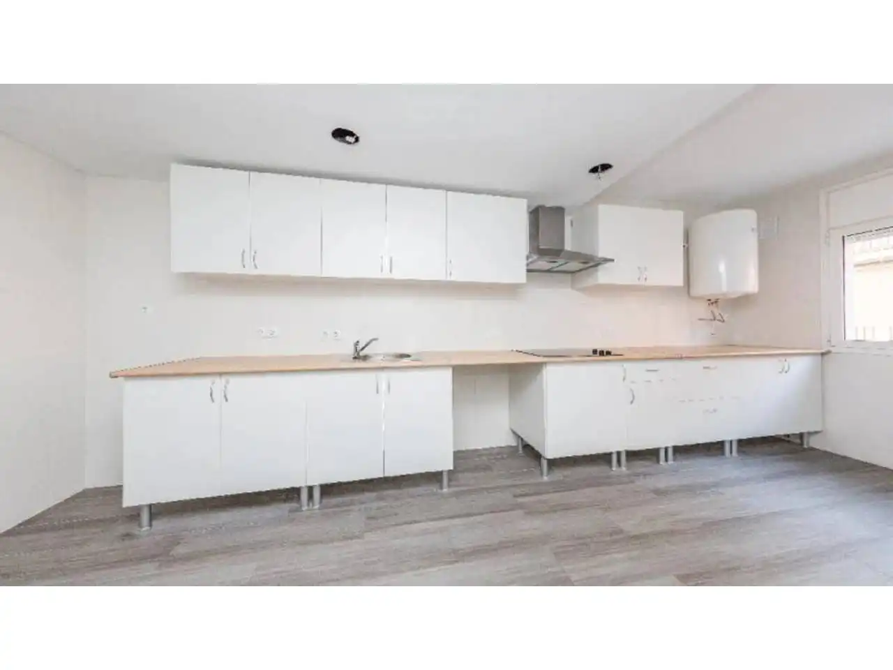 Cocina de Piso en venta en Badalona con Terraza