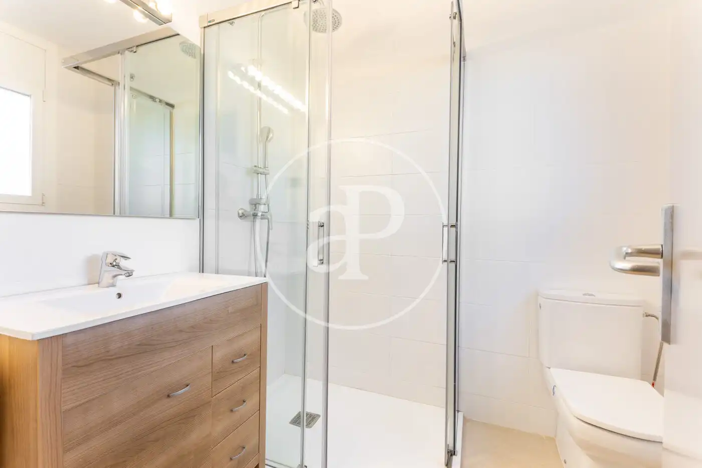Bathroom of Houses for sale in Sant Cugat del Vallès  with Air Conditioner, Heating and Private garden