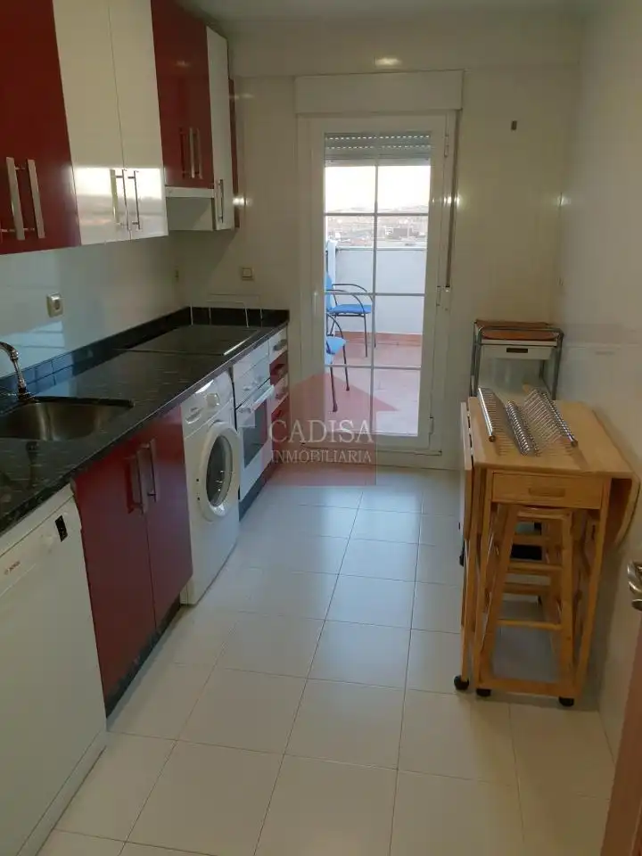 Cuina de Àtic en venda en Salamanca amb Calefacció, Terrassa i Moblat