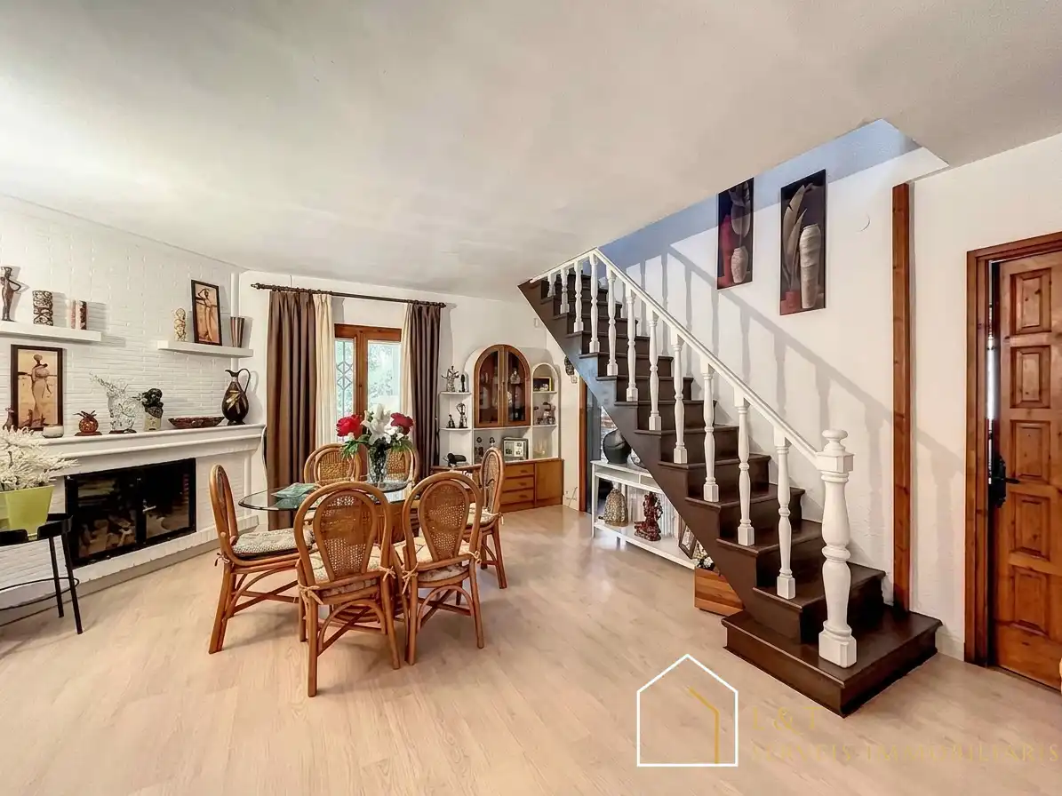 Comedor de Casa o chalet en venta en Vallgorguina con Calefacción, Jardín privado y Parquet