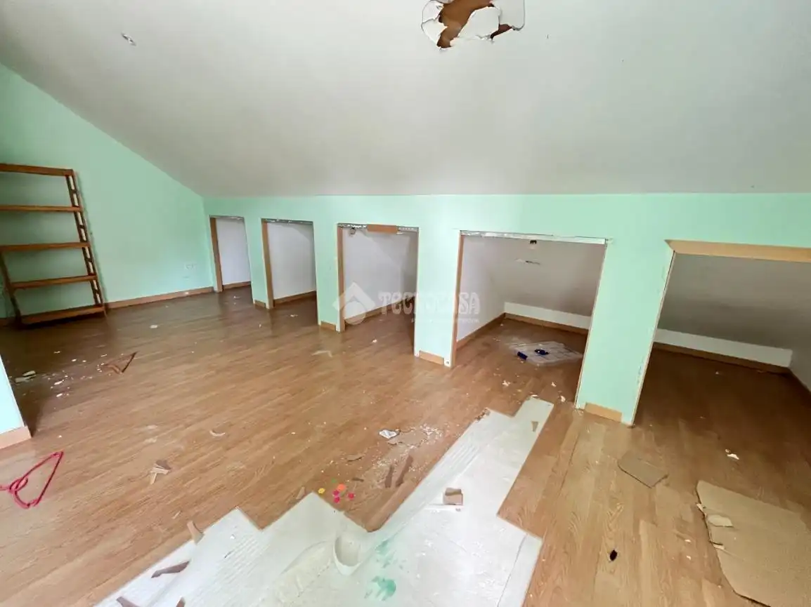 Casa aparellada en venda a Loeches, imagen 28