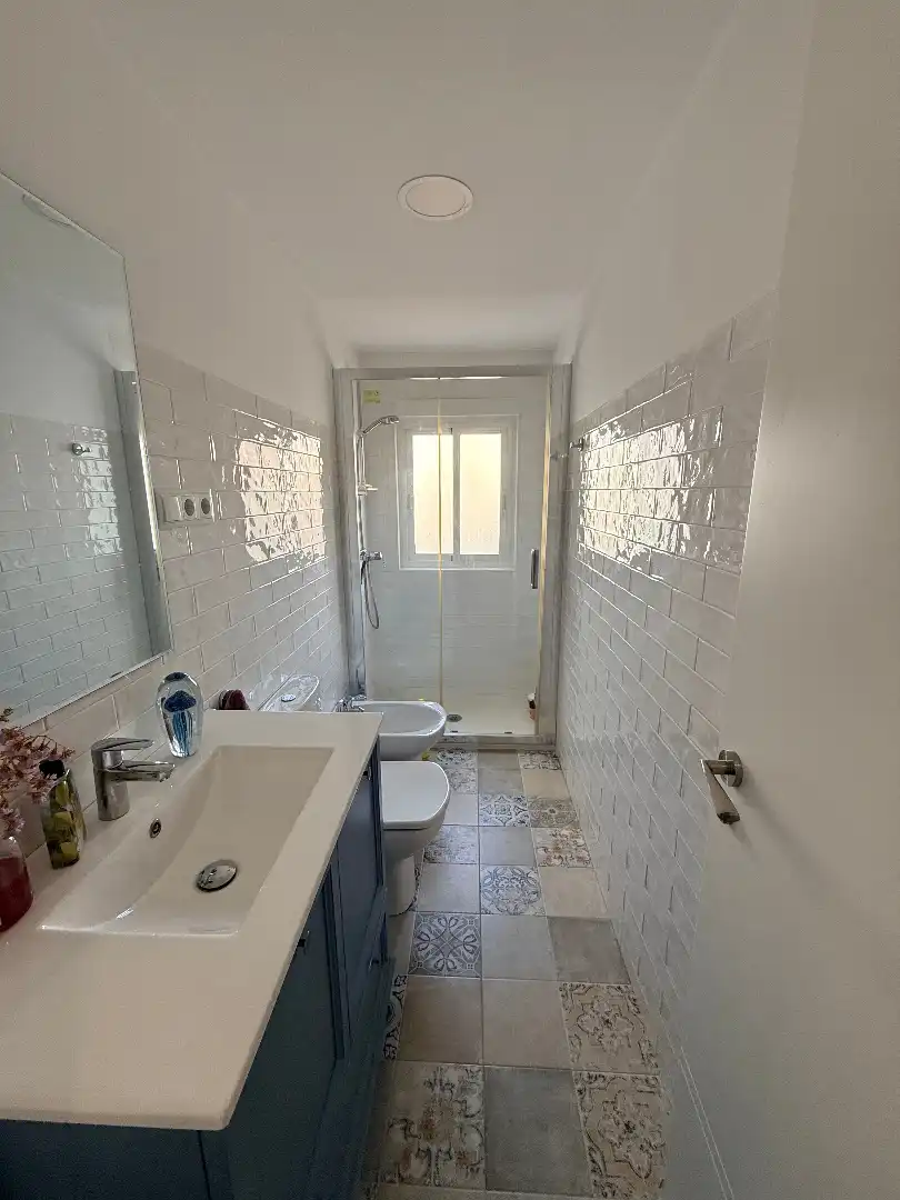 Bathroom of Flat for sale in Cartagena  with Air Conditioner and Furnished