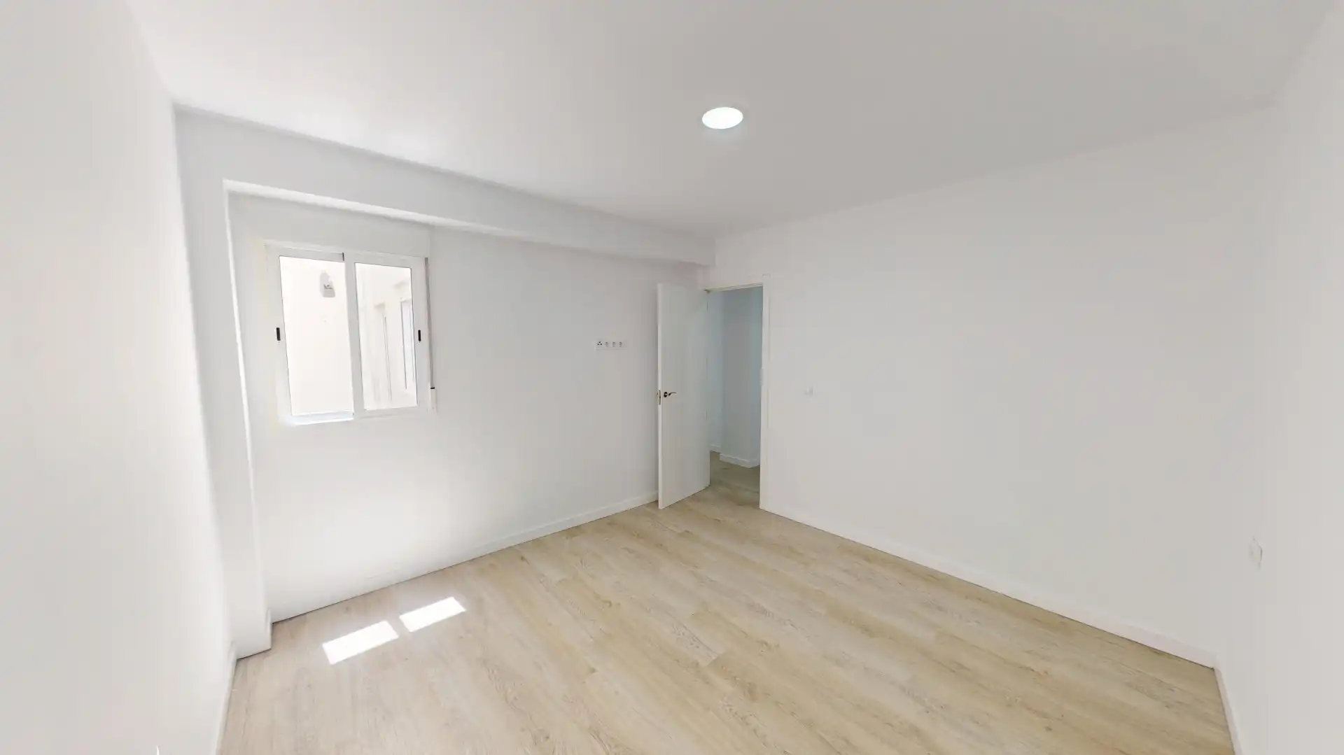 Schlafzimmer von Wohnung zum Verkauf in Elche / Elx