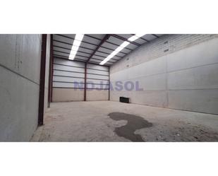 Industrial buildings to rent in Meruelo