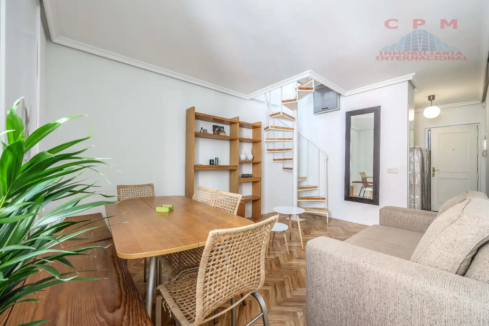 Dúplex de alquiler en Calle de los Abades, 13, Embajadores - Lavapiés