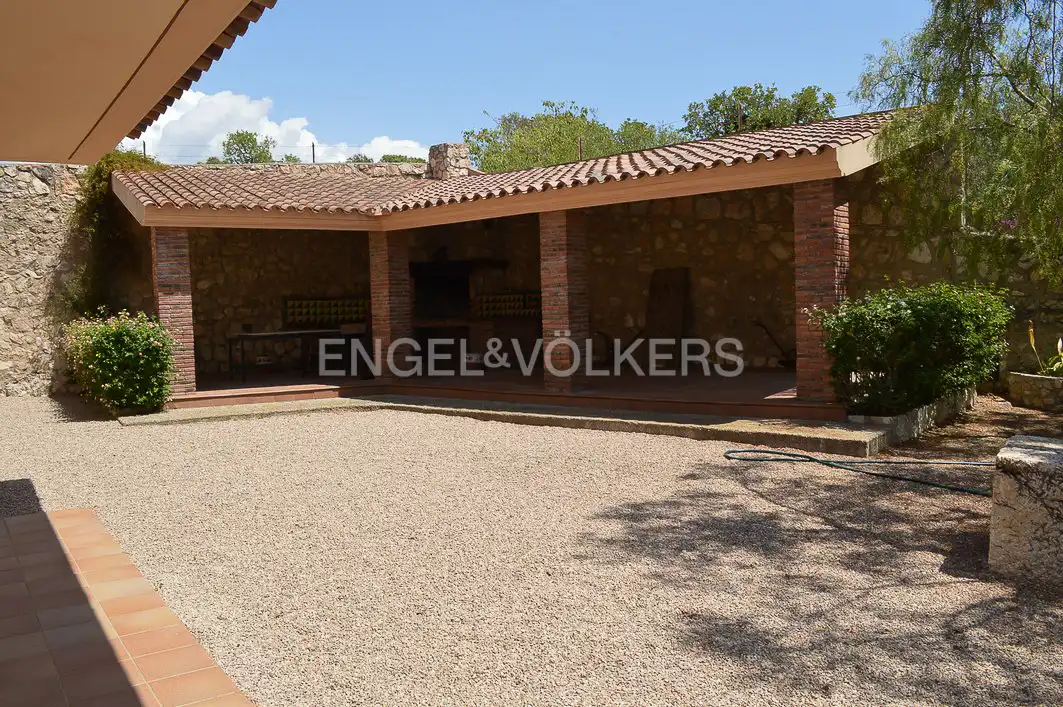 Terrassa de Finca rústica en venda en Tarragona amb Aire condicionat, Calefacció i Jardí privat