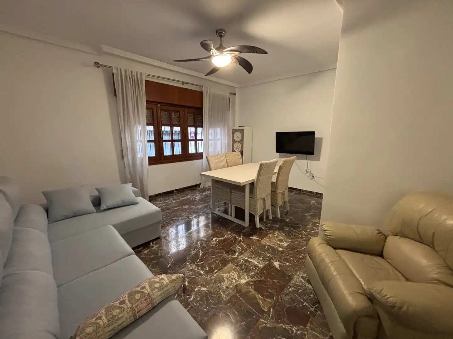 Wohnzimmer von Wohnung zur Miete in Andújar mit Klimaanlage, Heizung und Möbliert