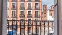 Vista exterior de Pis en venda en  Madrid Capital amb Balcó