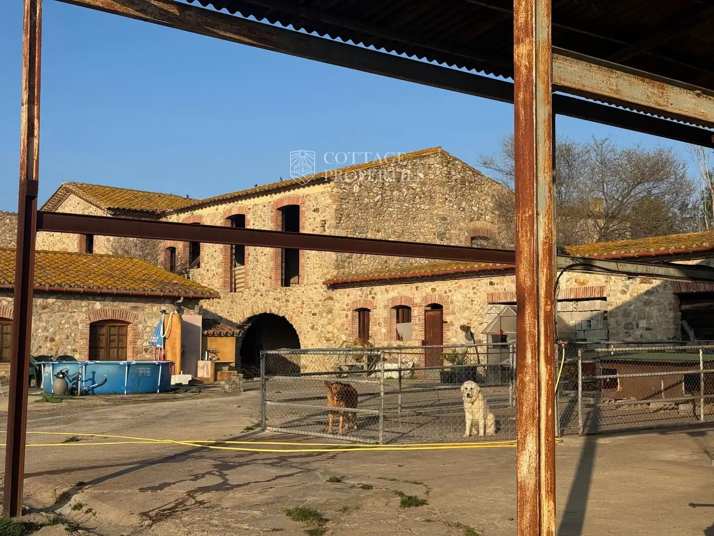 Vista exterior de Finca rústica en venta en Darnius