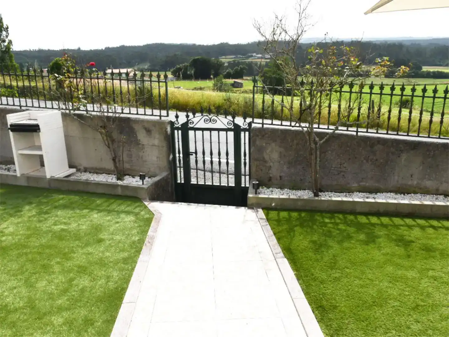 Terrasse von Wohnung zur Miete in Muxía mit Privatgarten, Parkett und Möbliert