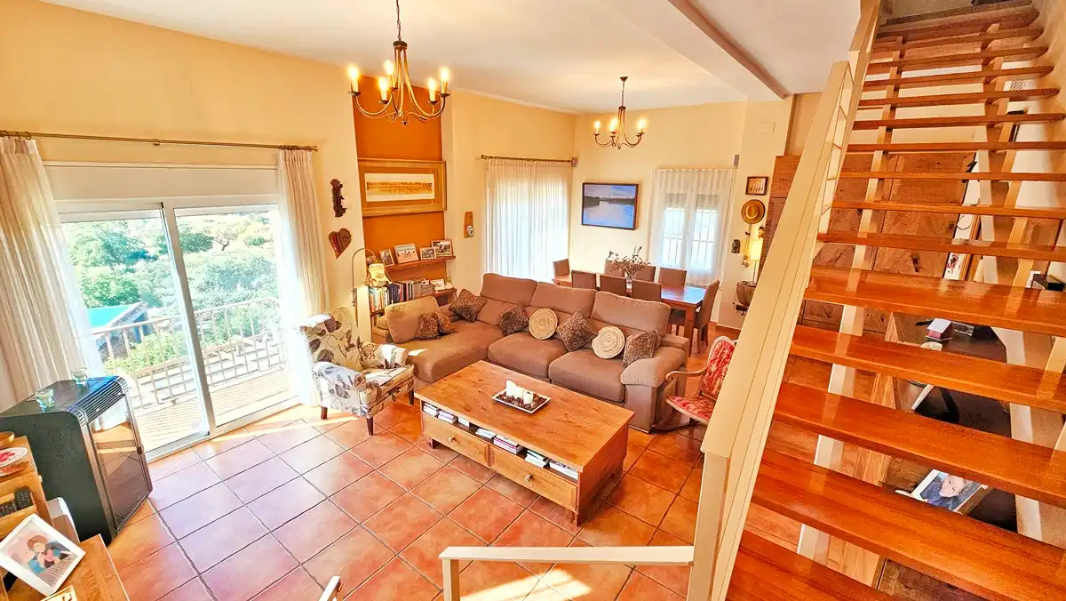 Sala de estar de Casa o chalet en venta en Cañaveral de León con Aire acondicionado, Jardín privado y Terraza