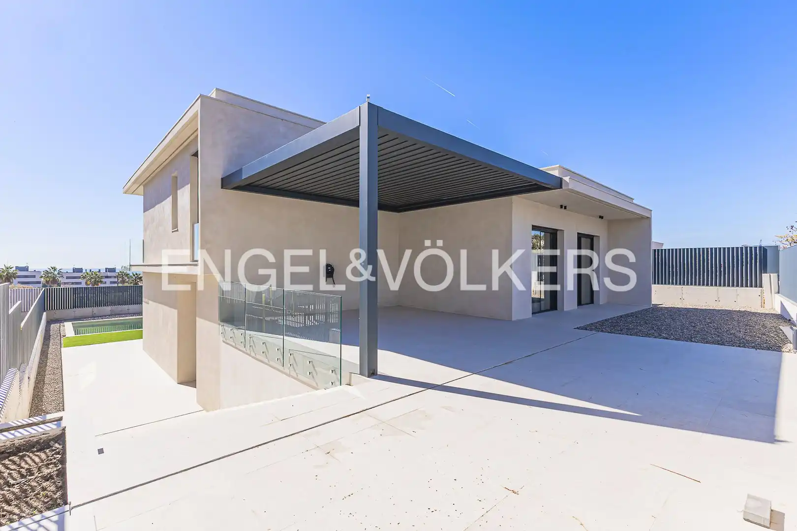 Terrace of Houses for sale in Sitges  with Air Conditioner, Heating and Private garden