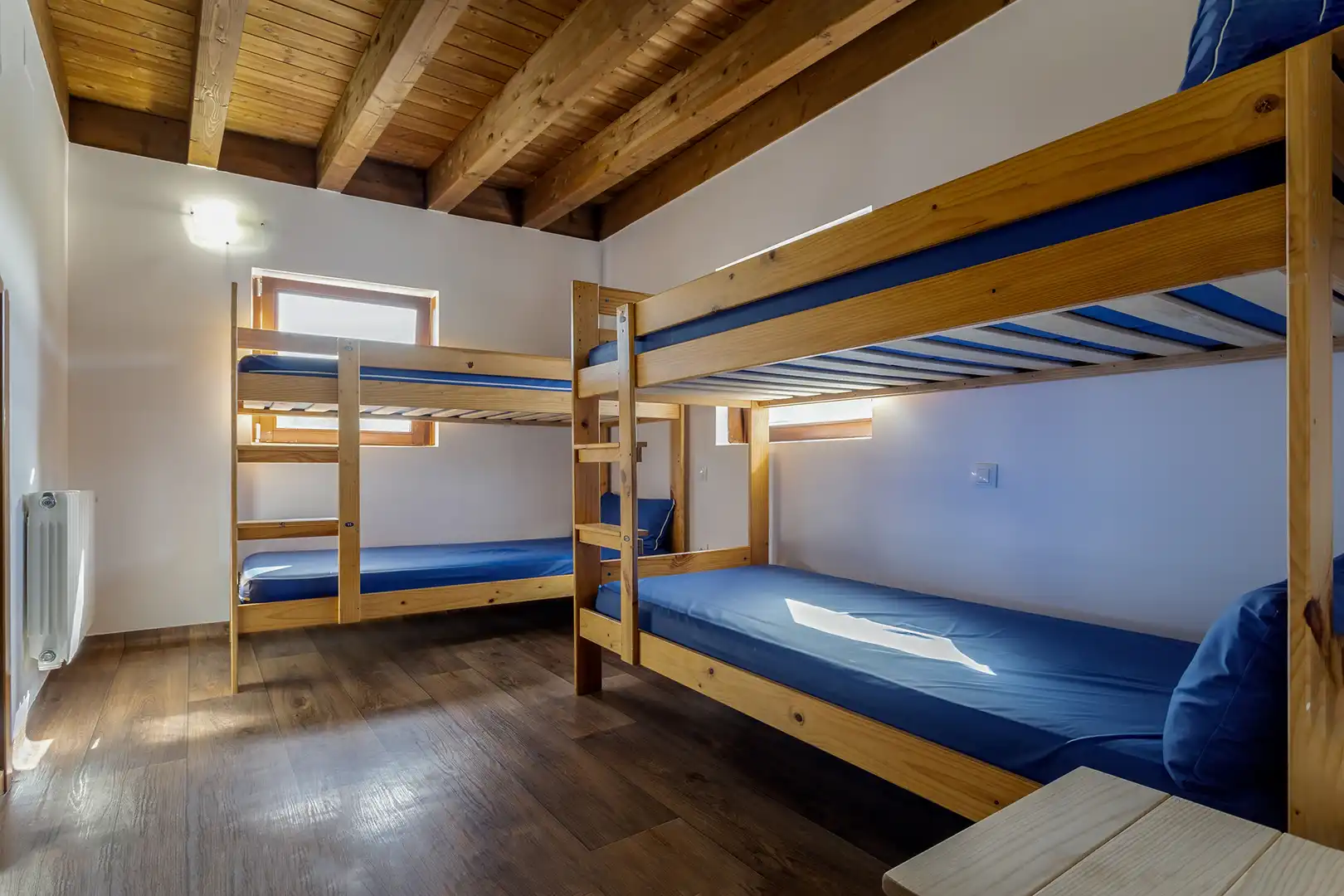 Habitación de Local en venta en Arlanzón con Amueblado