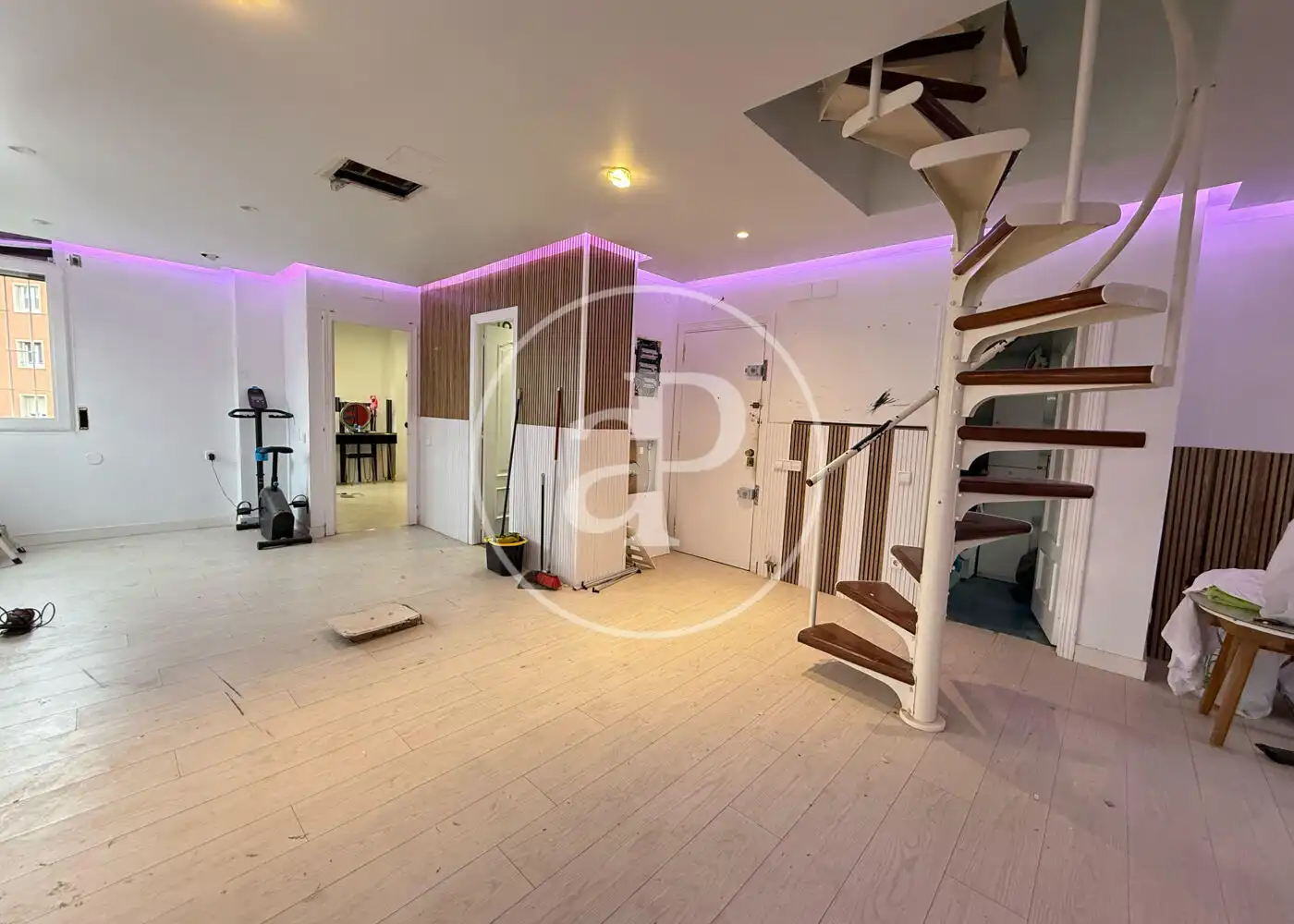 Duplexes for sale in Barcelona  with Air Conditioner, Heating and Terrace