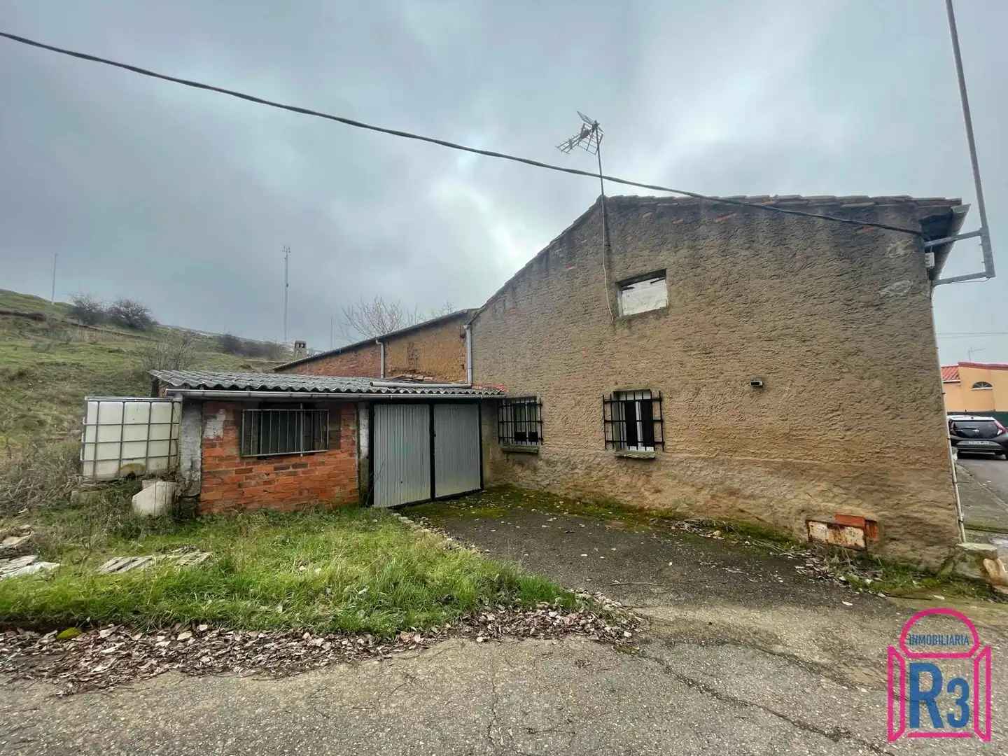 Vista exterior de Casa o chalet en venta en Sariegos