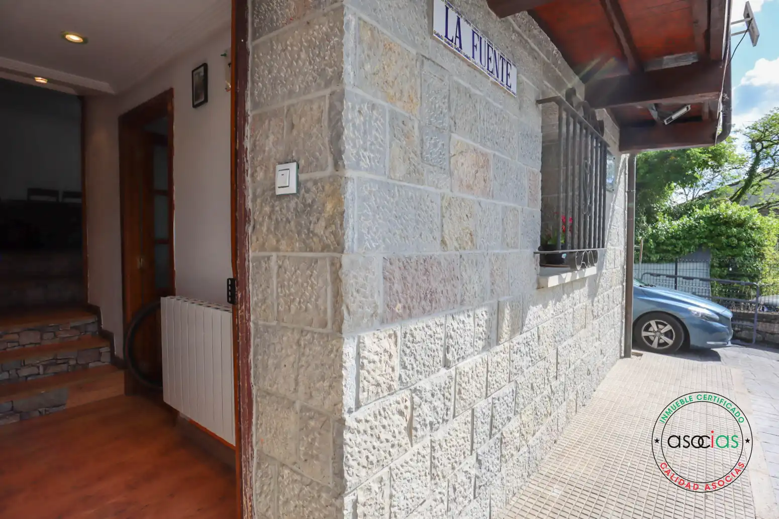 Casa adosada en venda en Ribera de Arriba amb Calefacció, Parquet i Terrassa