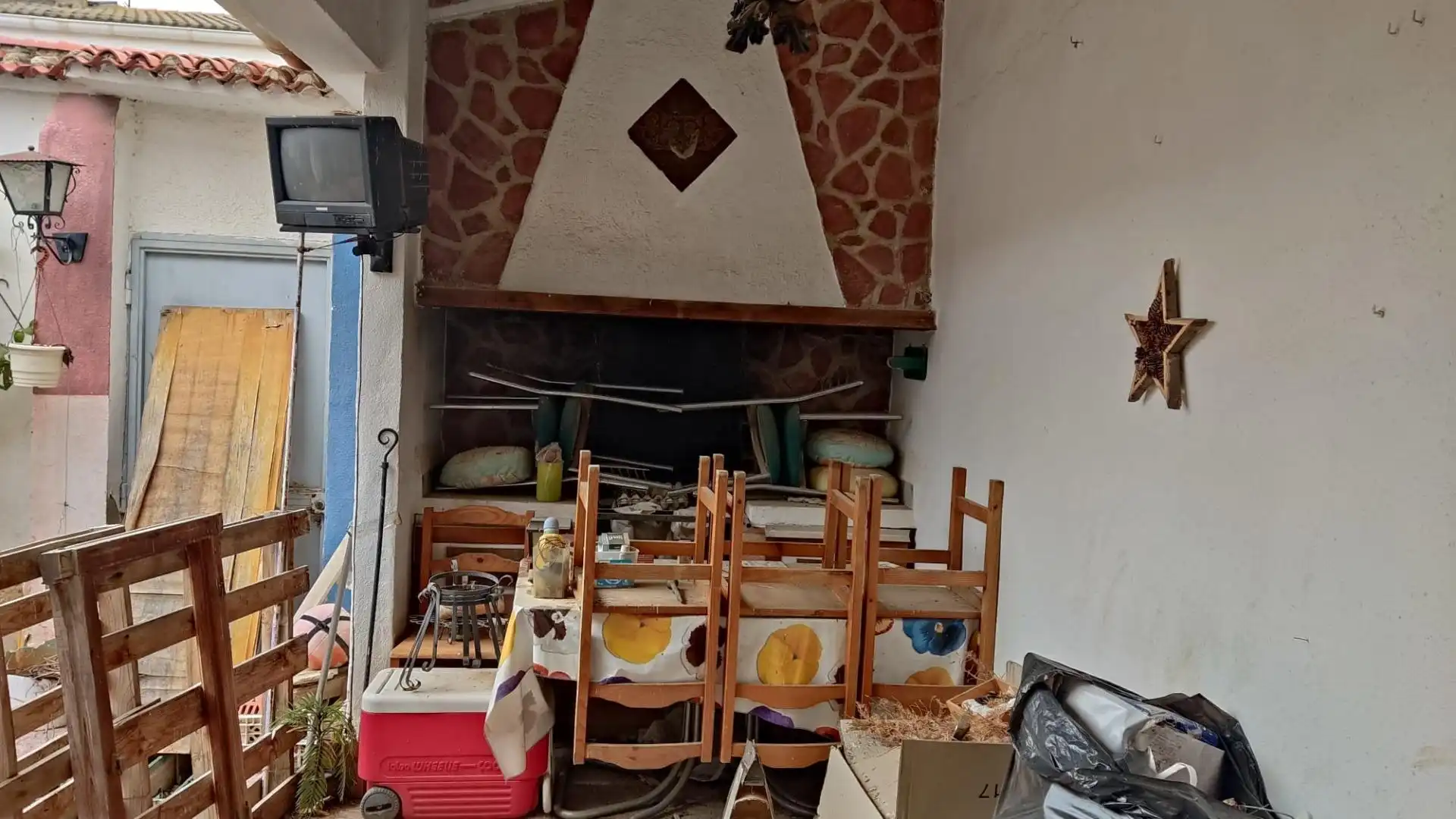 Casa adosada en venta en Caudete de las Fuentes con Calefacción, Jardín privado y Terraza