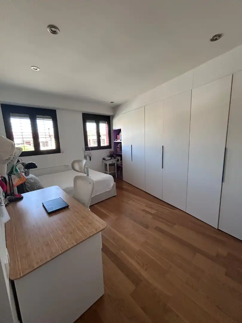 Habitación de Piso en venta en Gurb con Calefacción, Terraza y Horno