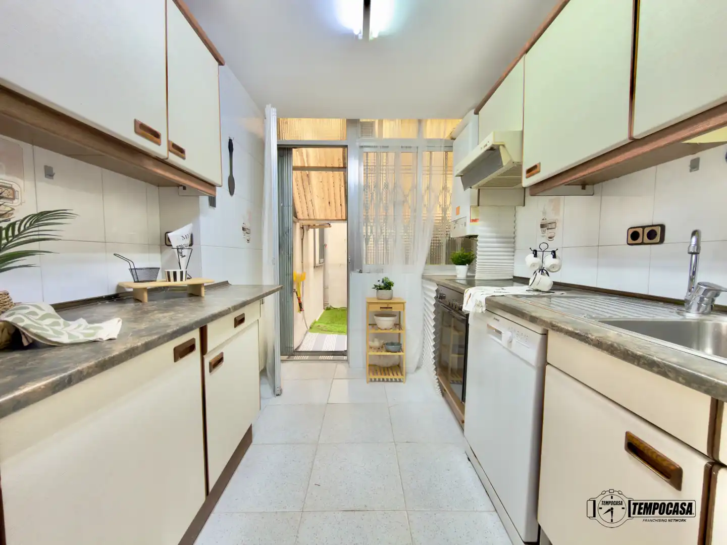 Cocina de Piso en venta en Madrid con Aire acondicionado