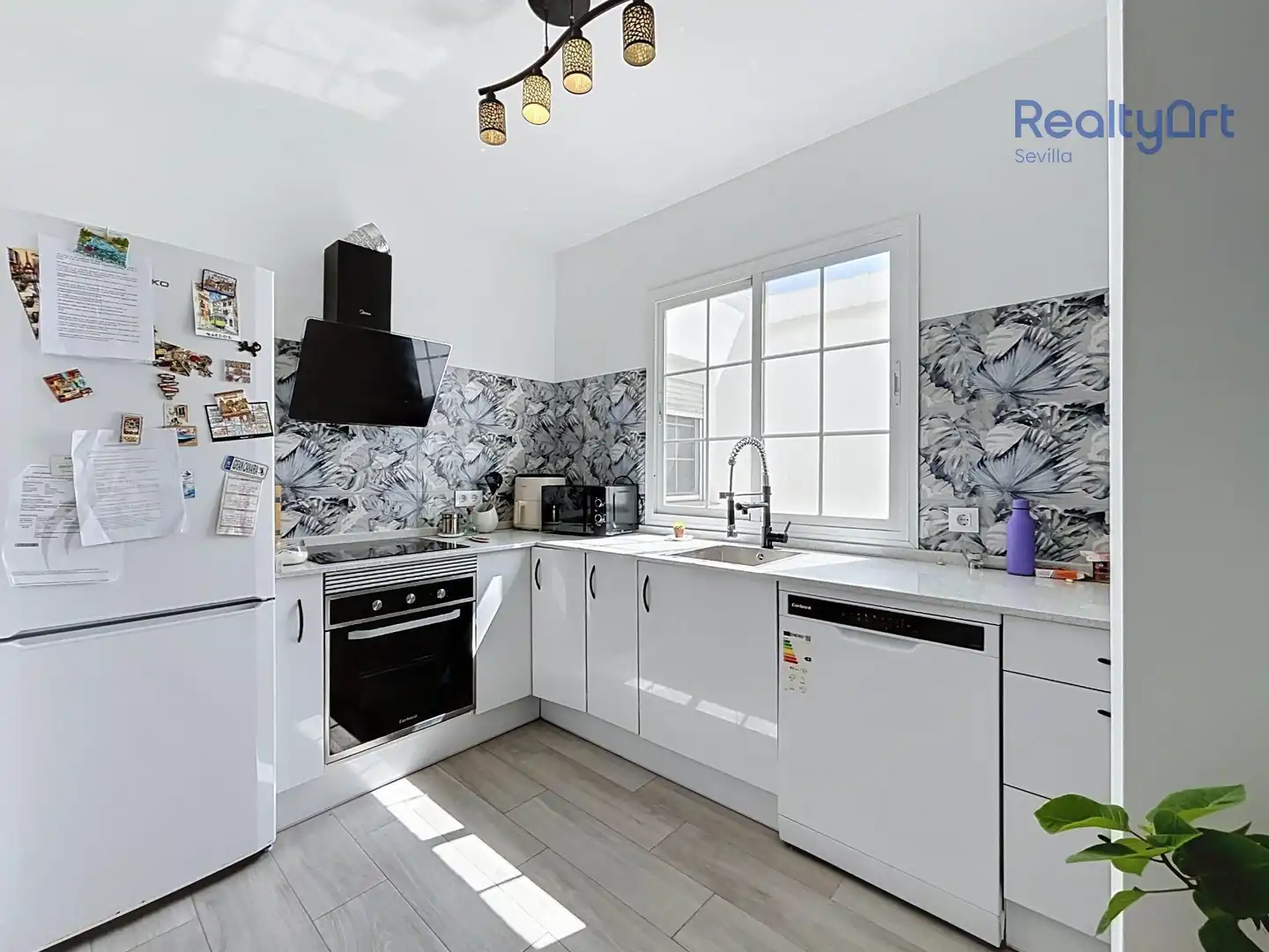 Cocina de Piso en venta en Sevilla con Aire acondicionado, Calefacción y Terraza
