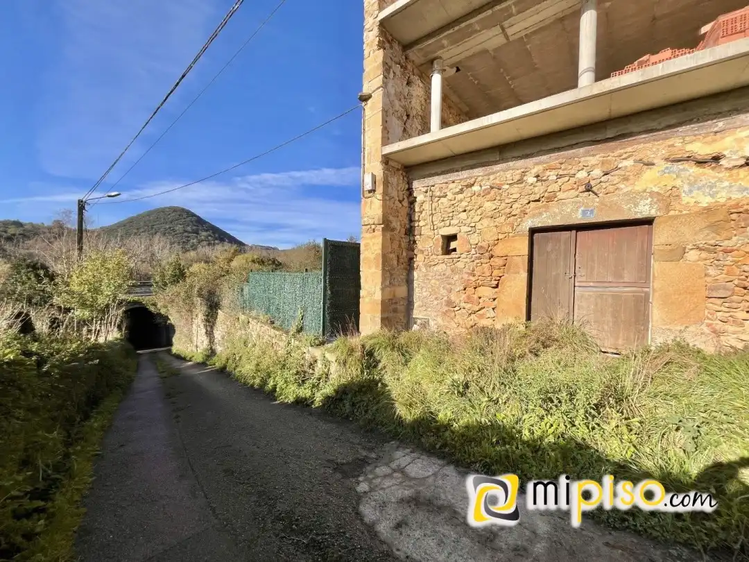Casa o chalet en venta en Laredo con Calefacción, Jardín privado y Terraza