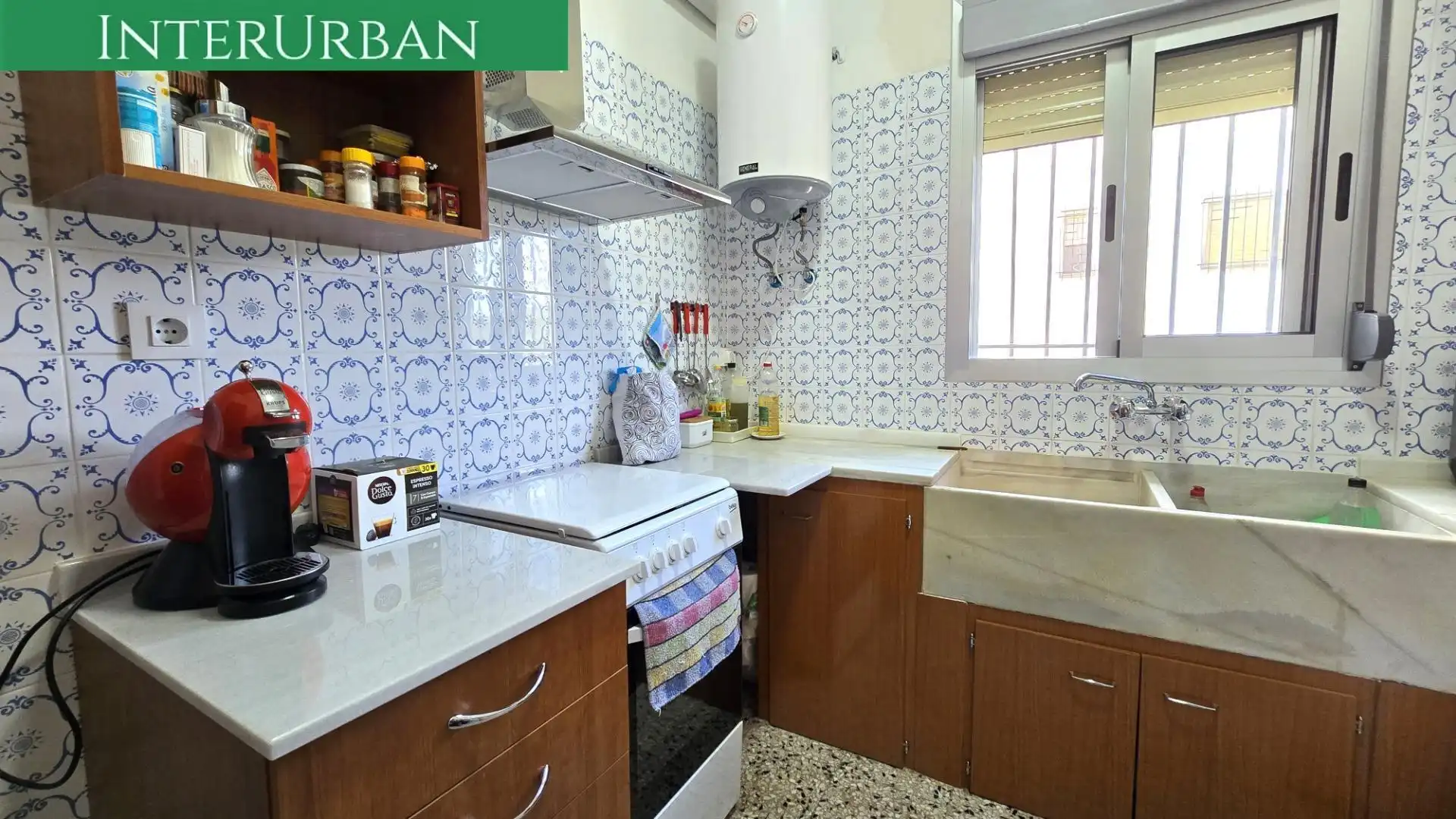 Cocina de Casa o chalet en venta en Casinos con Aire acondicionado, Calefacción y Jardín privado