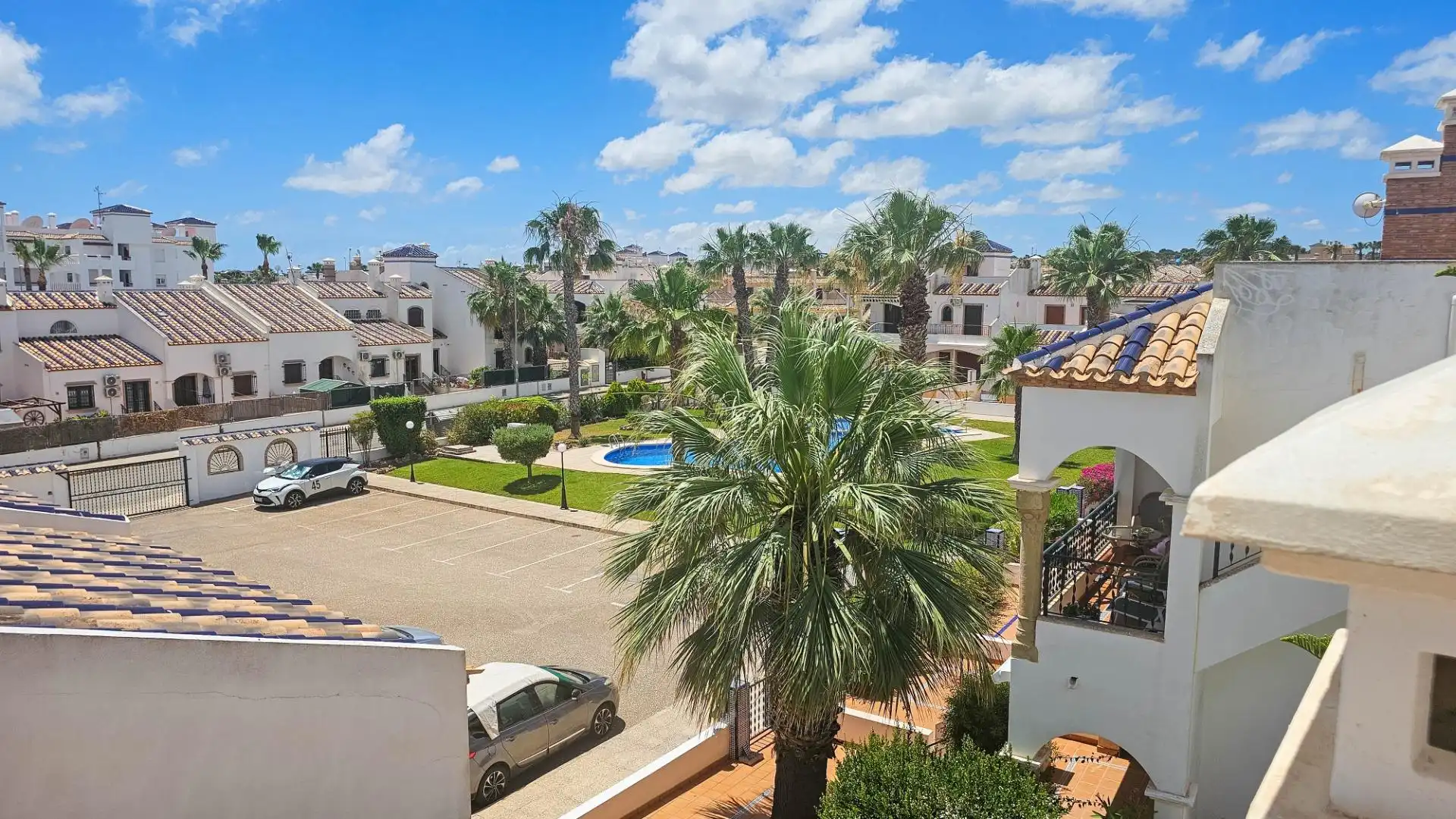 Exterior view of Detached homes for sale in Orihuela  with Private garden, Terrace and Furnished