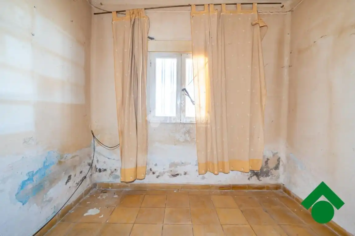Schlafzimmer von Einfamilien-Reihenhaus zum Verkauf in Santa Fe