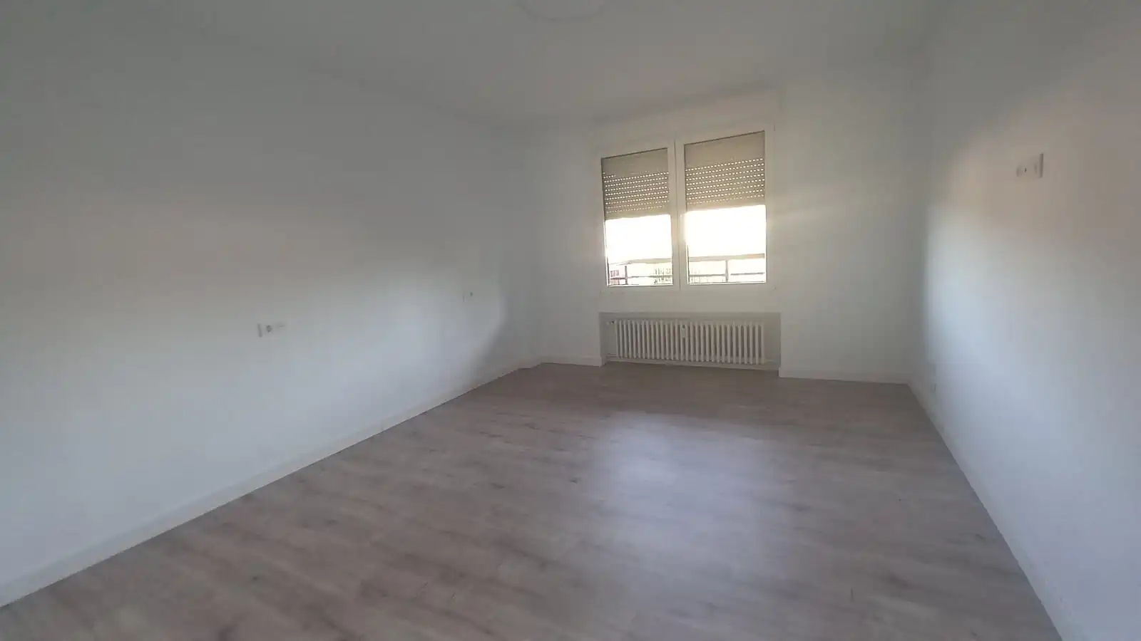 Habitación de Piso de alquiler en Zaragoza con Aire acondicionado, Calefacción y Parquet