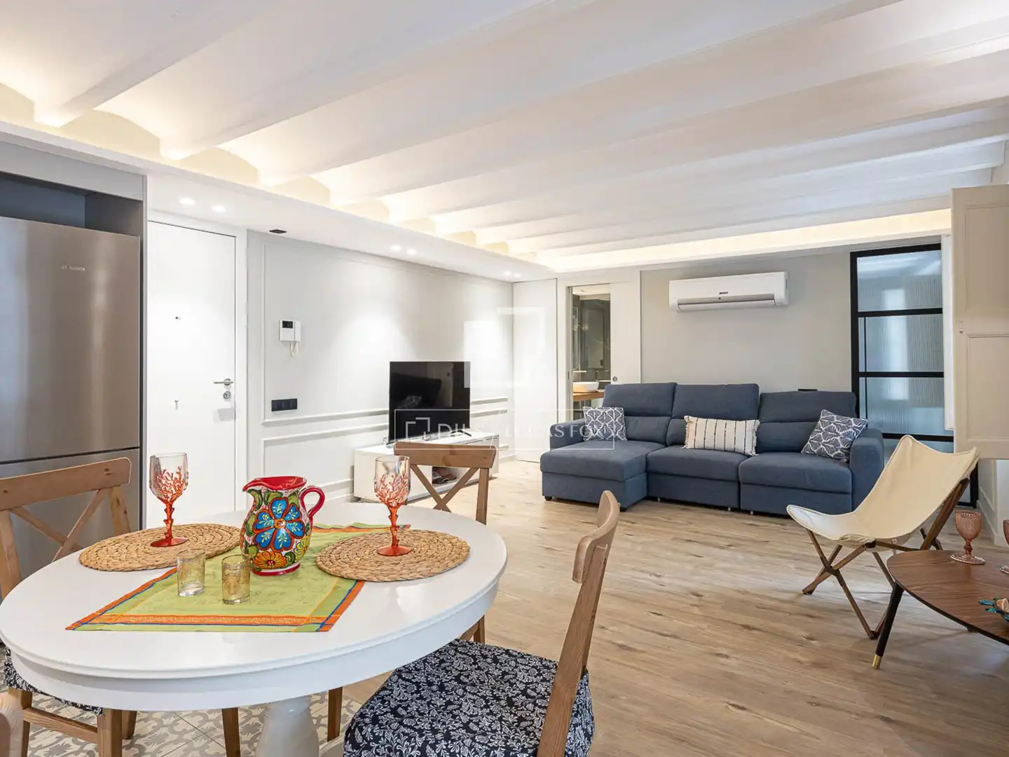 Sala d'estar de Pis en venda en Barcelona amb Aire condicionat, Calefacció i Parquet