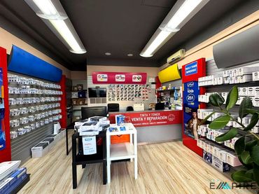 Local comercial en venda a Juan De La Cierva