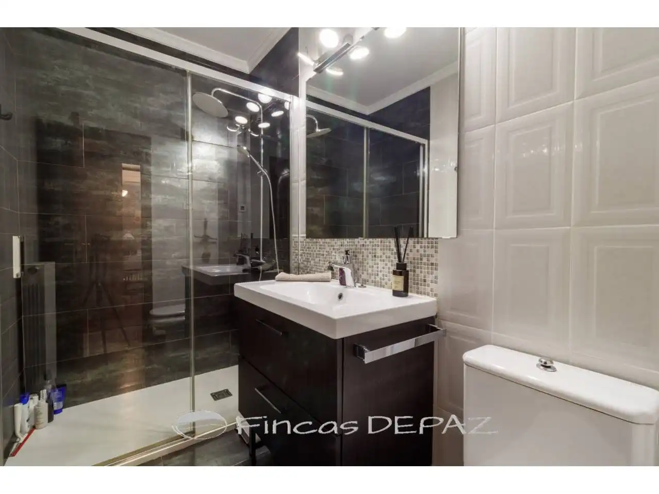 Bathroom of Detached homes for sale in Castelldefels  with Air Conditioner, Heating and Terrace