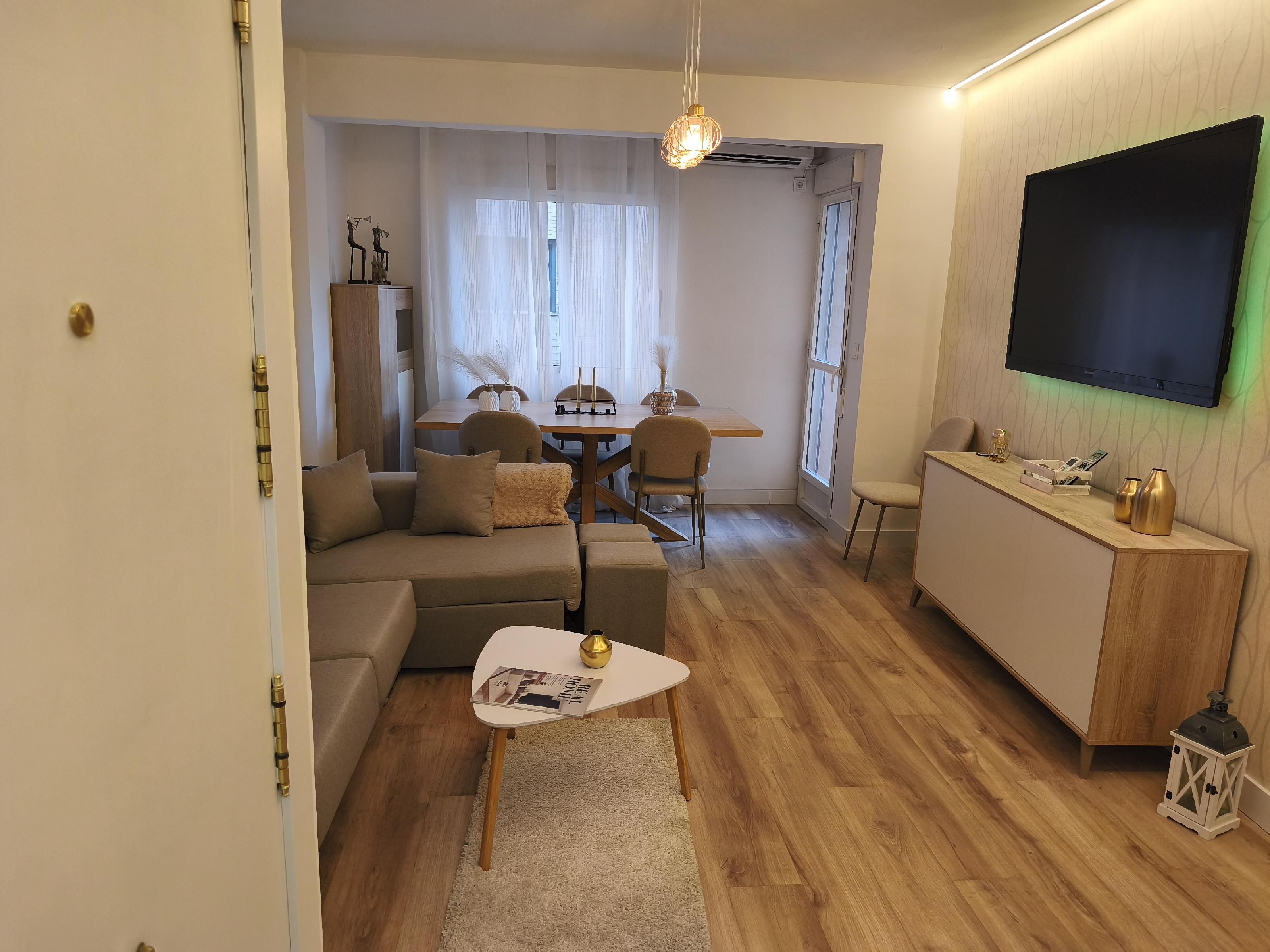 Sala de estar de Apartamento en venta en  Jaén Capital con Aire acondicionado, Calefacción y Balcón