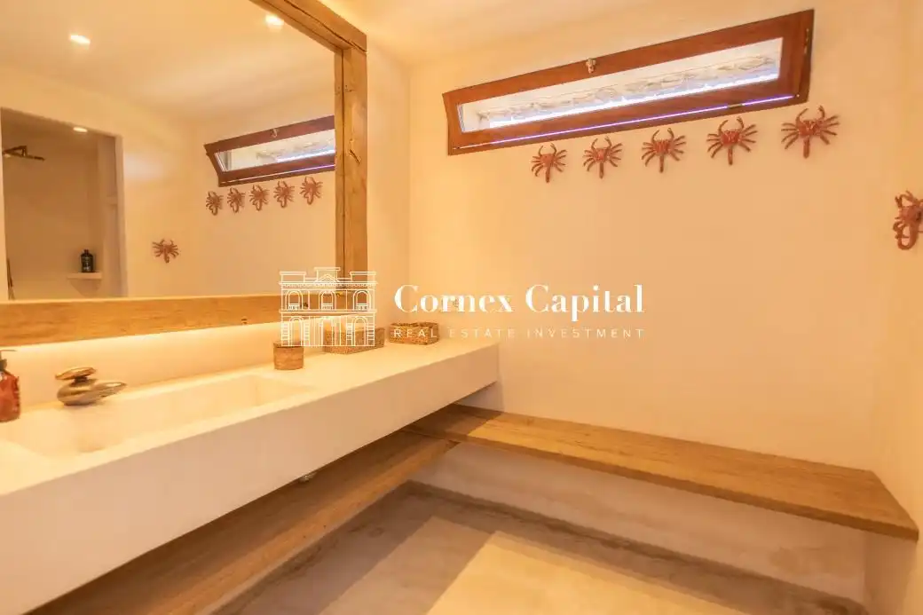 Bathroom of Houses for sale in Formentera  with Air Conditioner, Heating and Private garden