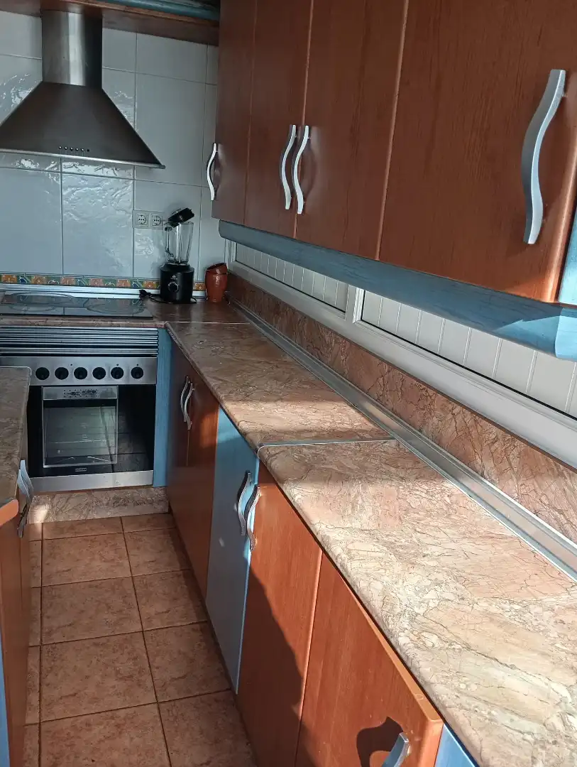 Cuina de Àtic en venda en Roquetas de Mar amb Terrassa, Moblat i Piscina comunitària