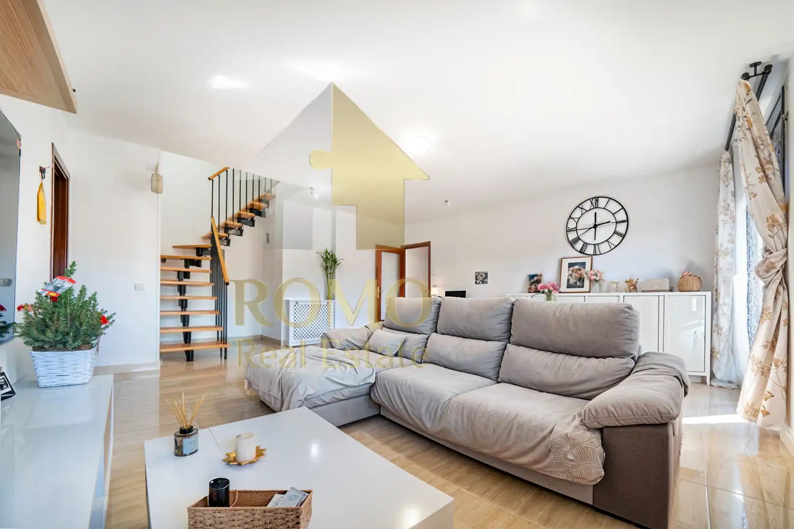 Sala de estar de Dúplex en venta en Canovelles con Aire acondicionado, Calefacción y Balcón