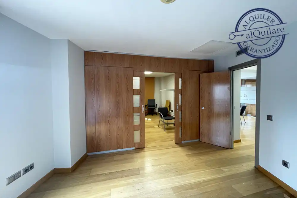 Büro zur Miete in Móstoles mit Möbliert