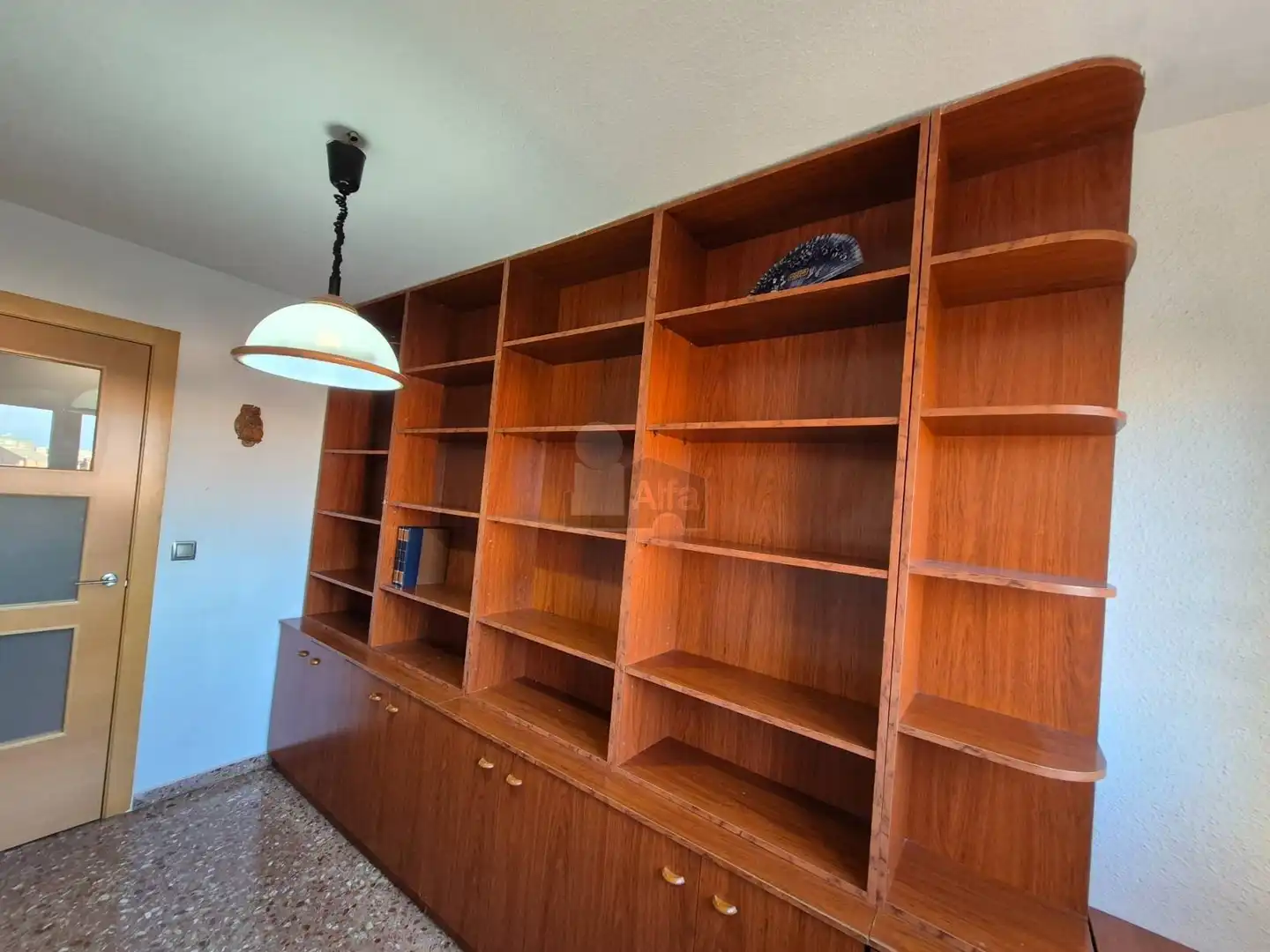 Sala d'estar de Pis en venda en Xirivella amb Aire condicionat, Calefacció i Moblat