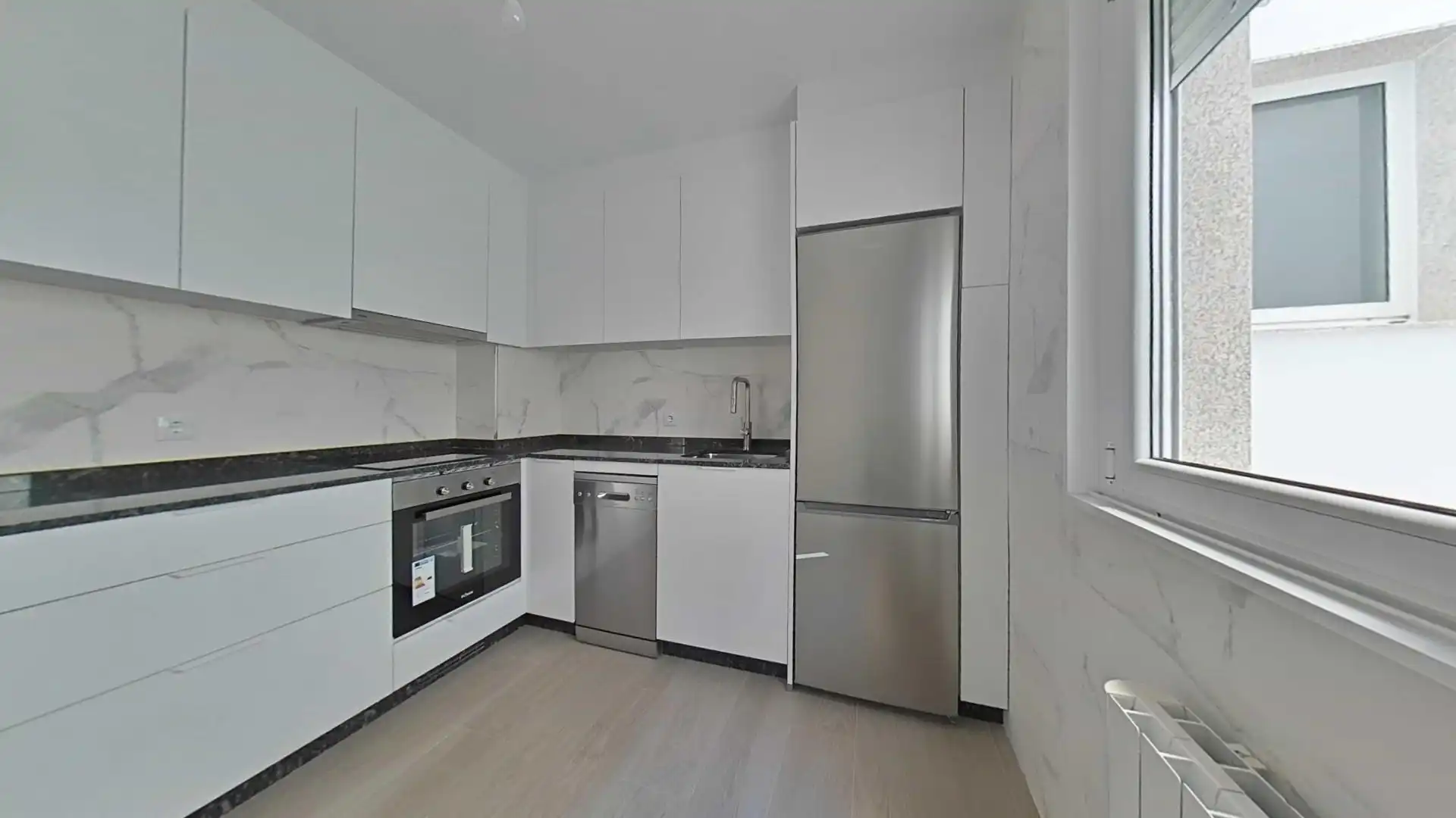 Kitchen of Flat for sale in Negreira  with Heating and Oven