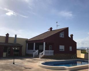 Vista exterior de Casa o xalet en venda en Callosa de Segura amb Calefacció, Jardí privat i Traster