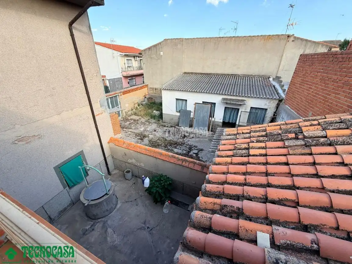 Vista exterior de Casa o chalet en venta en Mocejón