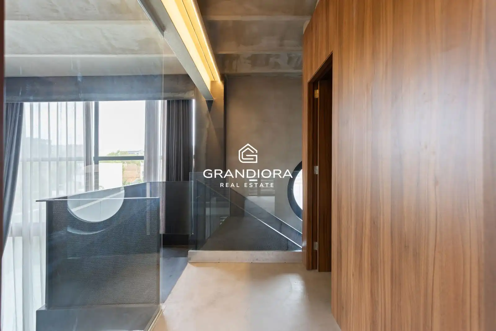 Flat for rent in Barcelona  with Air Conditioner, Terrace and Furnished
