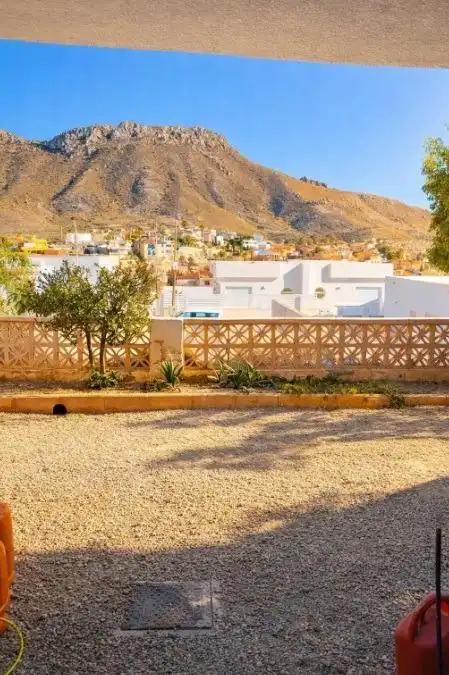 Außenansicht von Wohnungen zum Verkauf in Águilas mit Klimaanlage, Heizung und Privatgarten