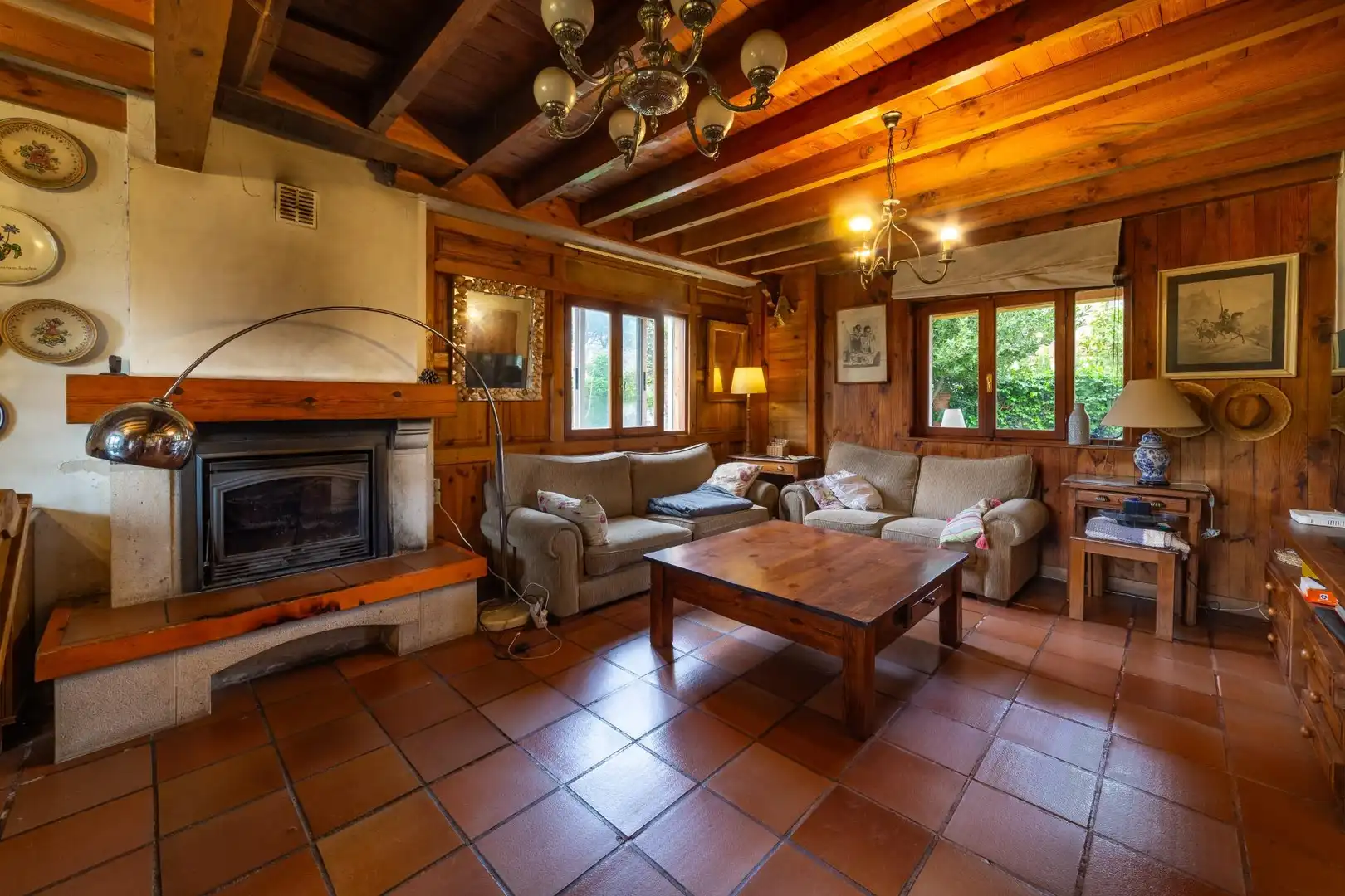 Sala de estar de Casa o chalet en venta en Valladolid con Calefacción, Jardín privado y Piscina