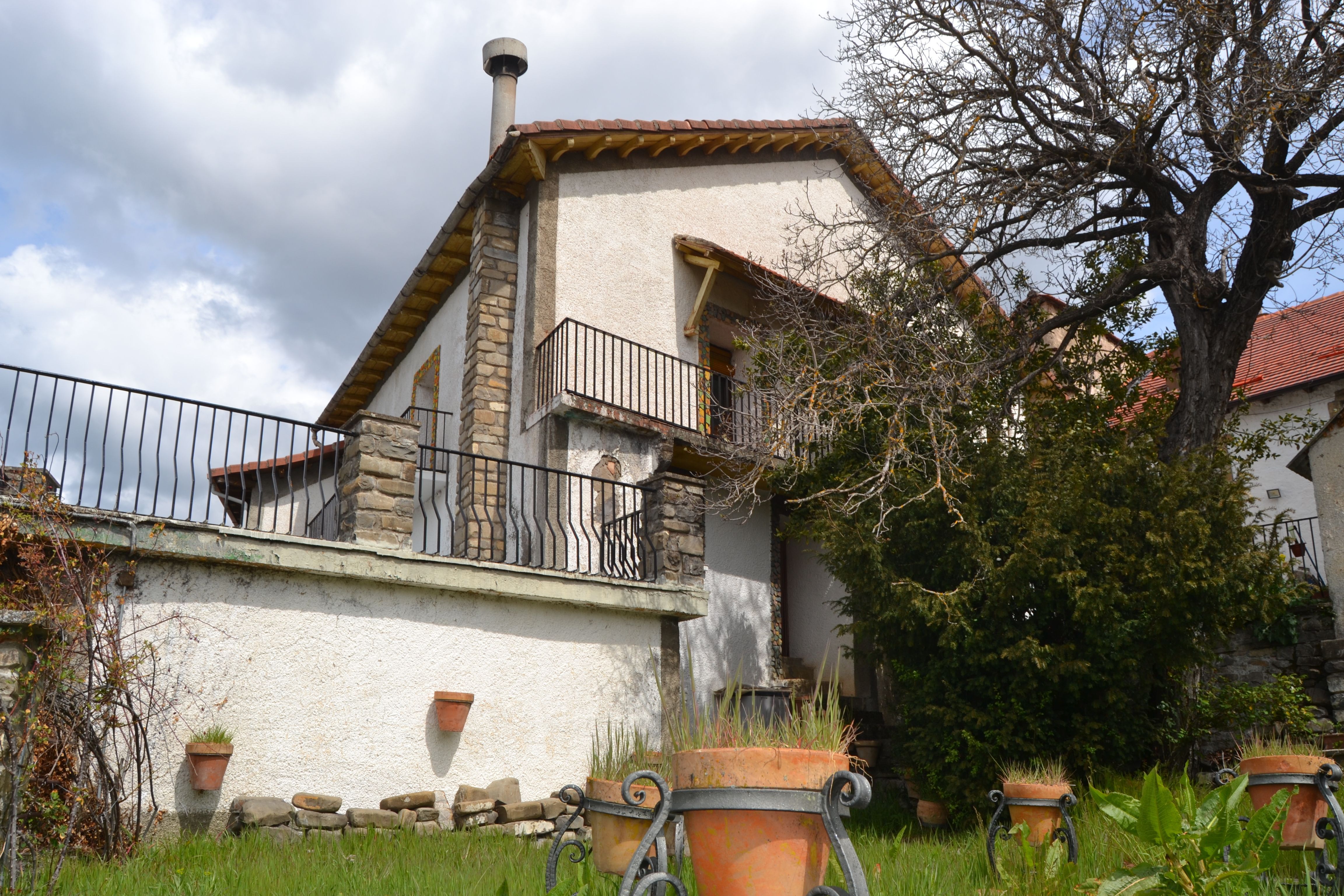 Vista exterior de Dúplex en venda en Jasa amb Jardí privat, Terrassa i Traster