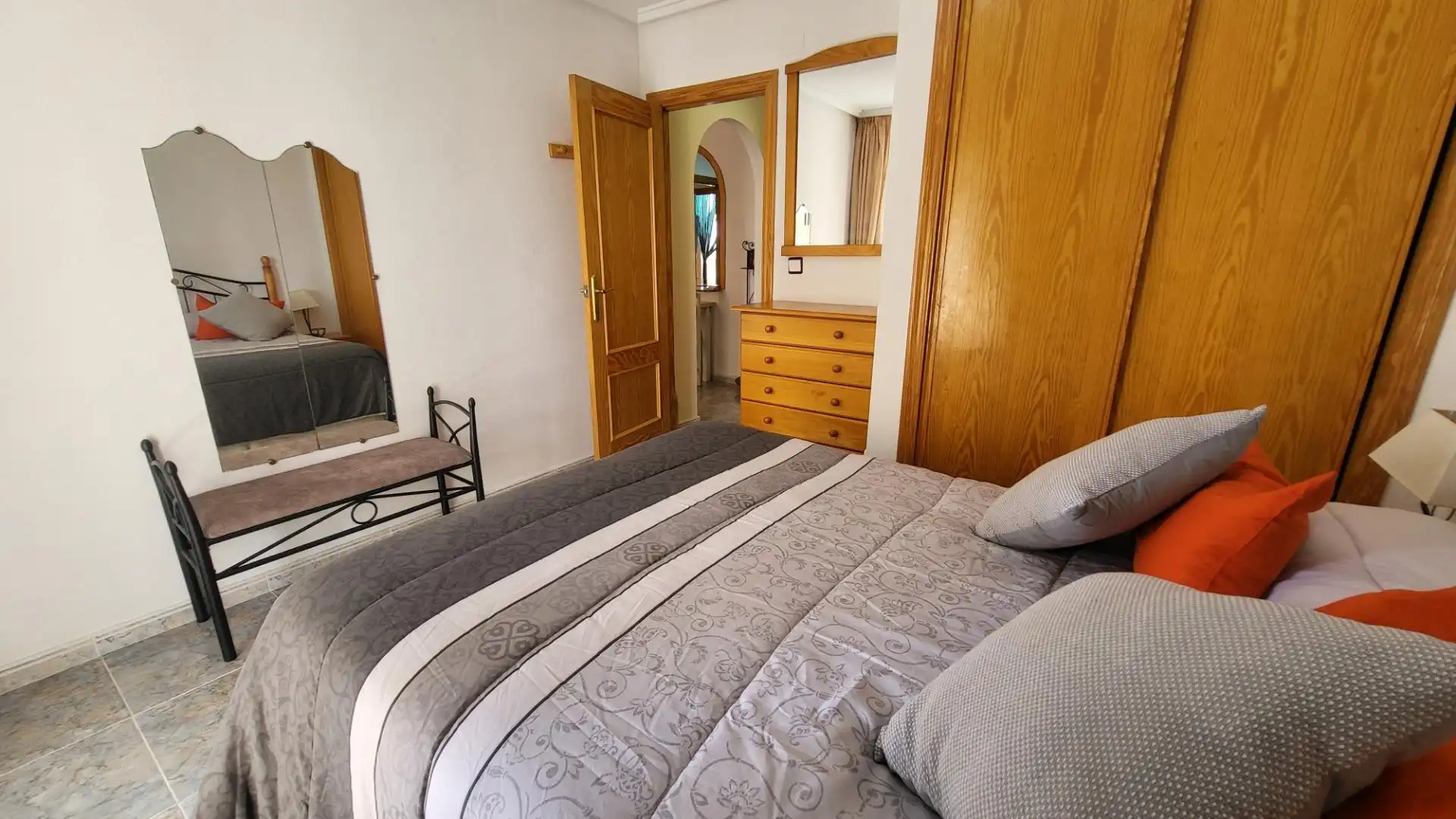 Bedroom of Apartments for sale in Elche / Elx  with Private garden, Terrace and Storage room